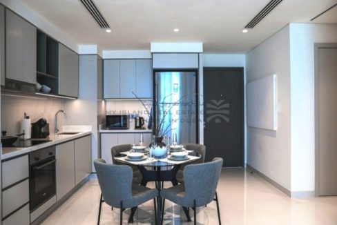 Apartment-EMAAR-Beachfront-Dubai-MY-R-3506-9